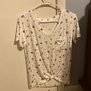Mushroom tee with heart pocket, tie on the front (optional)